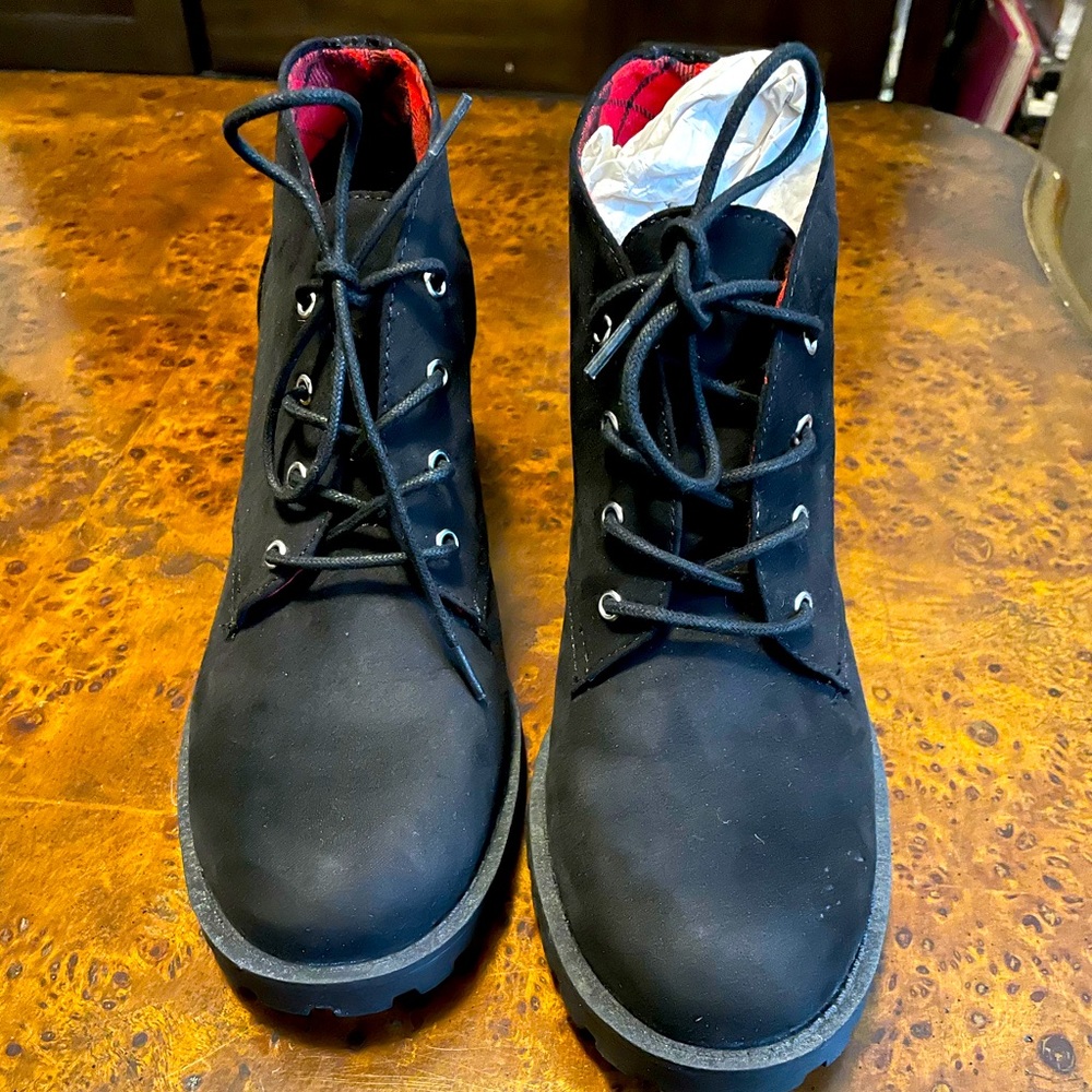 American Rag hiker booties